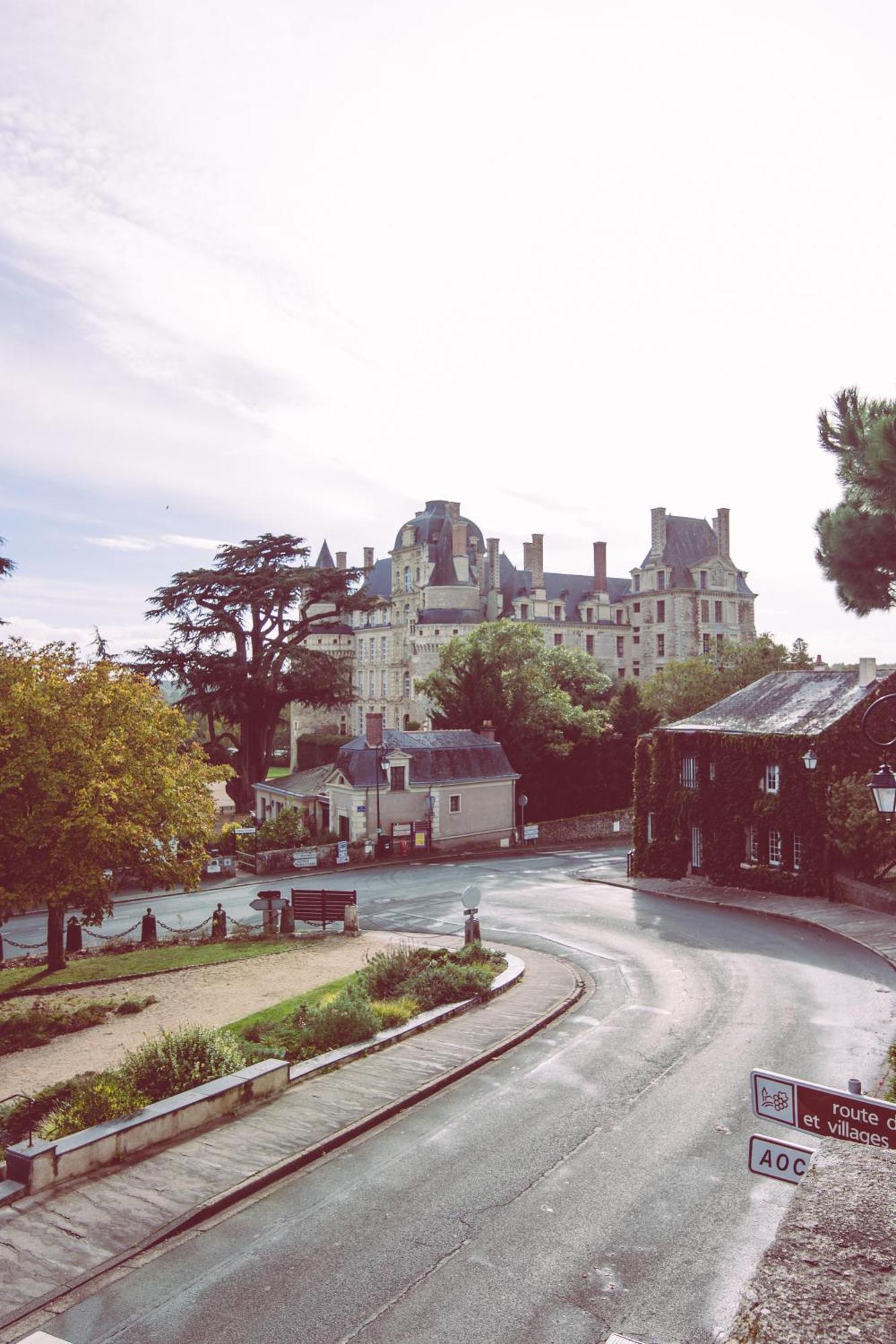 Le Regisseur Apartment Brissac-Quince Exterior photo